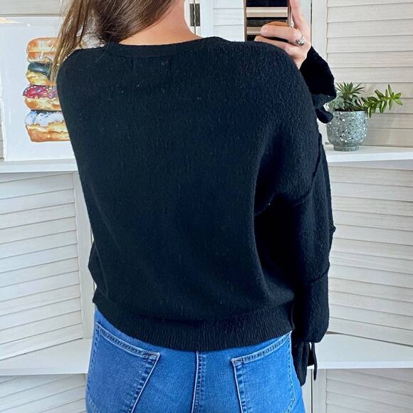 Wildfox black V-neck oversized tie sleeve sweater - Picture 8 of 12